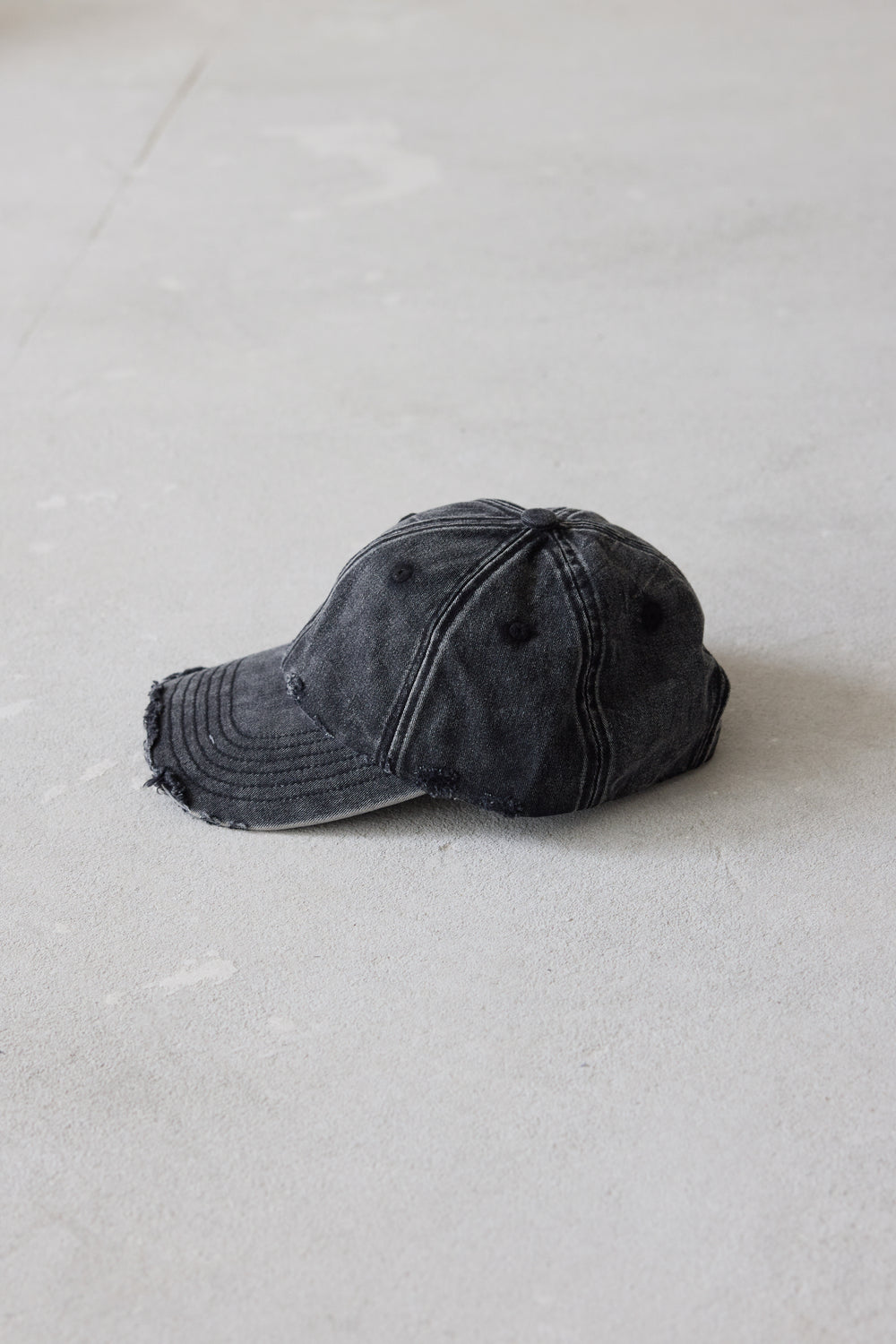 Baseball Cap in Faded Gray - Verlin