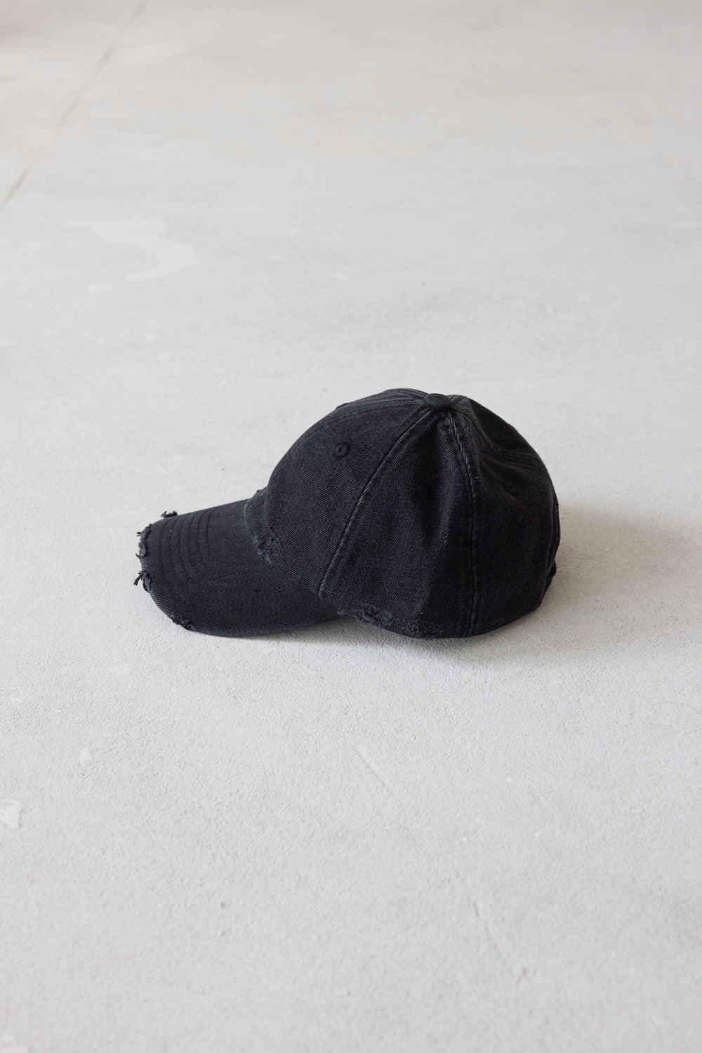 Baseball Cap in Washed Black - Verlin