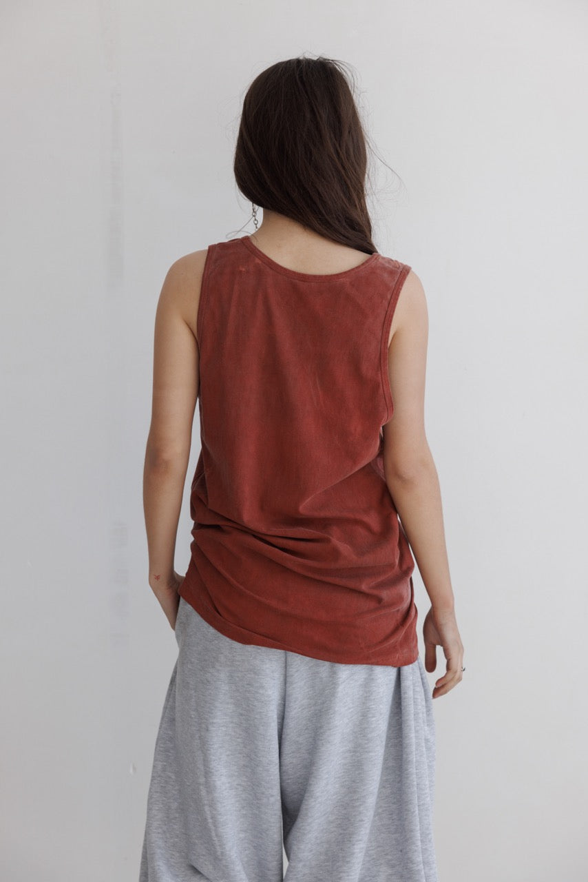 Tank Top in Oxide Red - Verlin