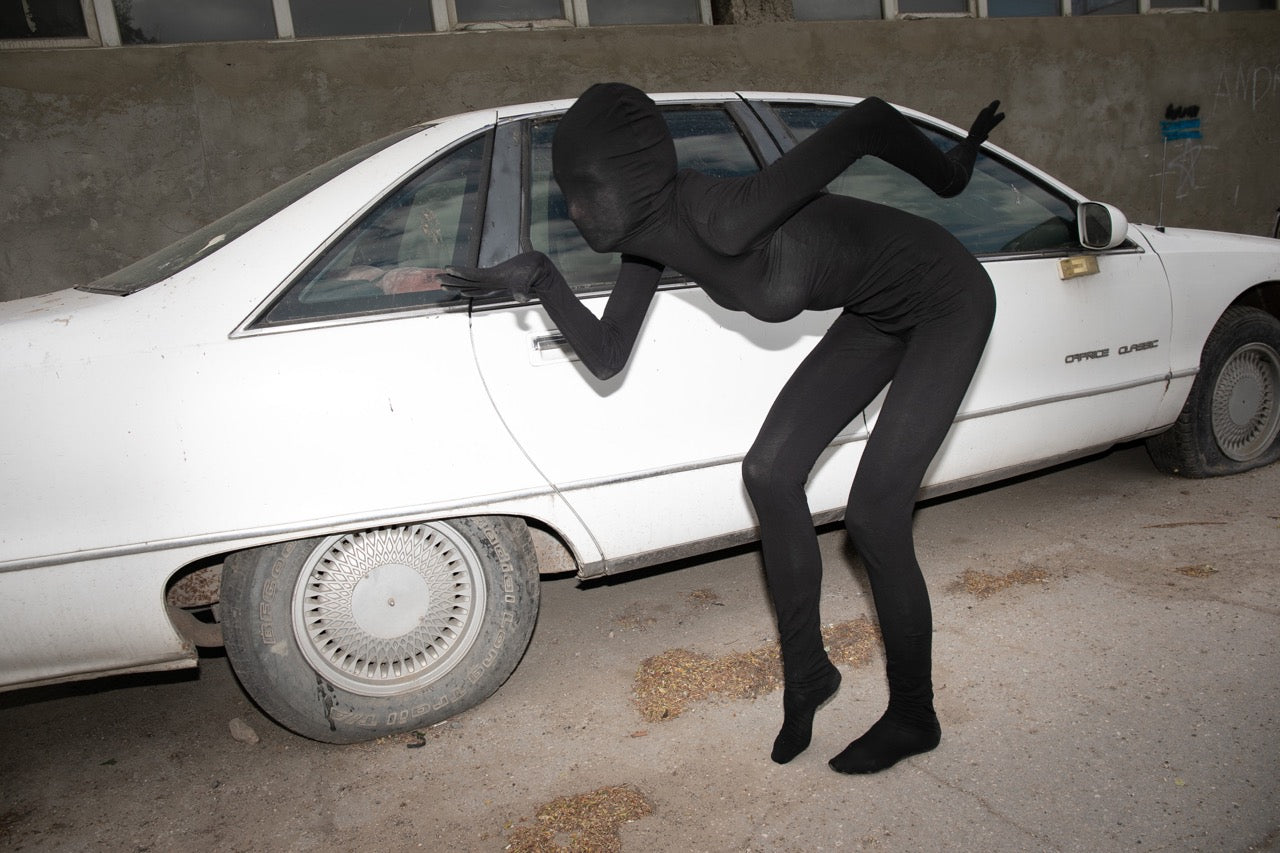 THE WHITE CAR, 2025. Photo by Daniel Bilici.