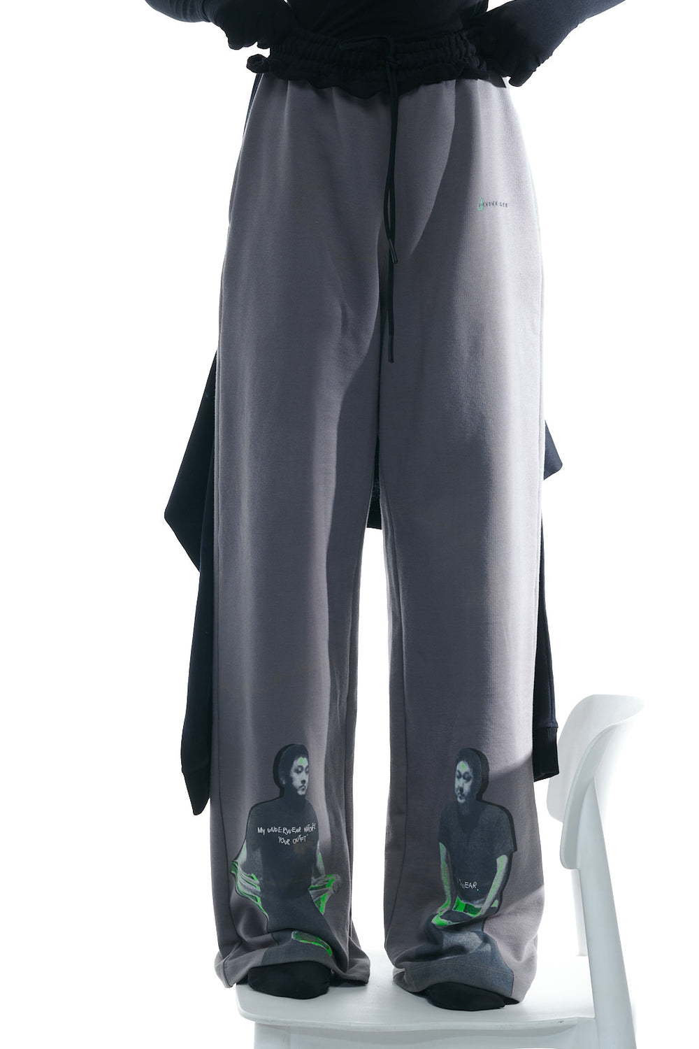 Pants Chunks Colophon - Verlin