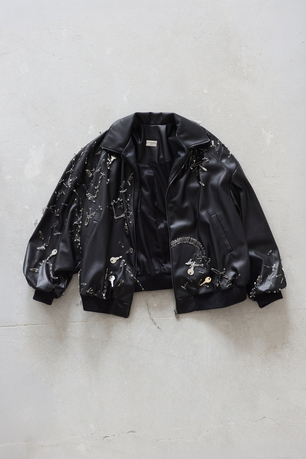 Pin Your Safety Bomber - Verlin