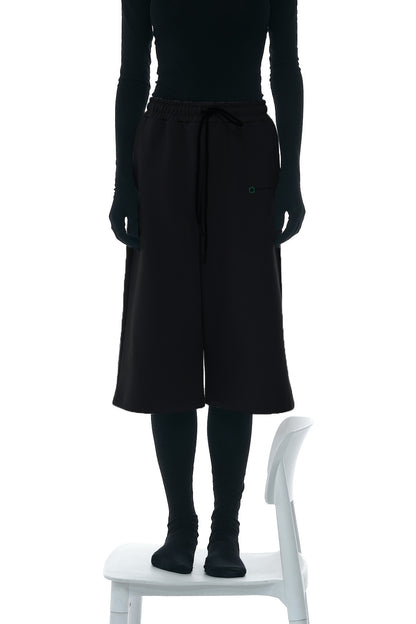 Shorts "Oversized Silhouette" in Ash Black