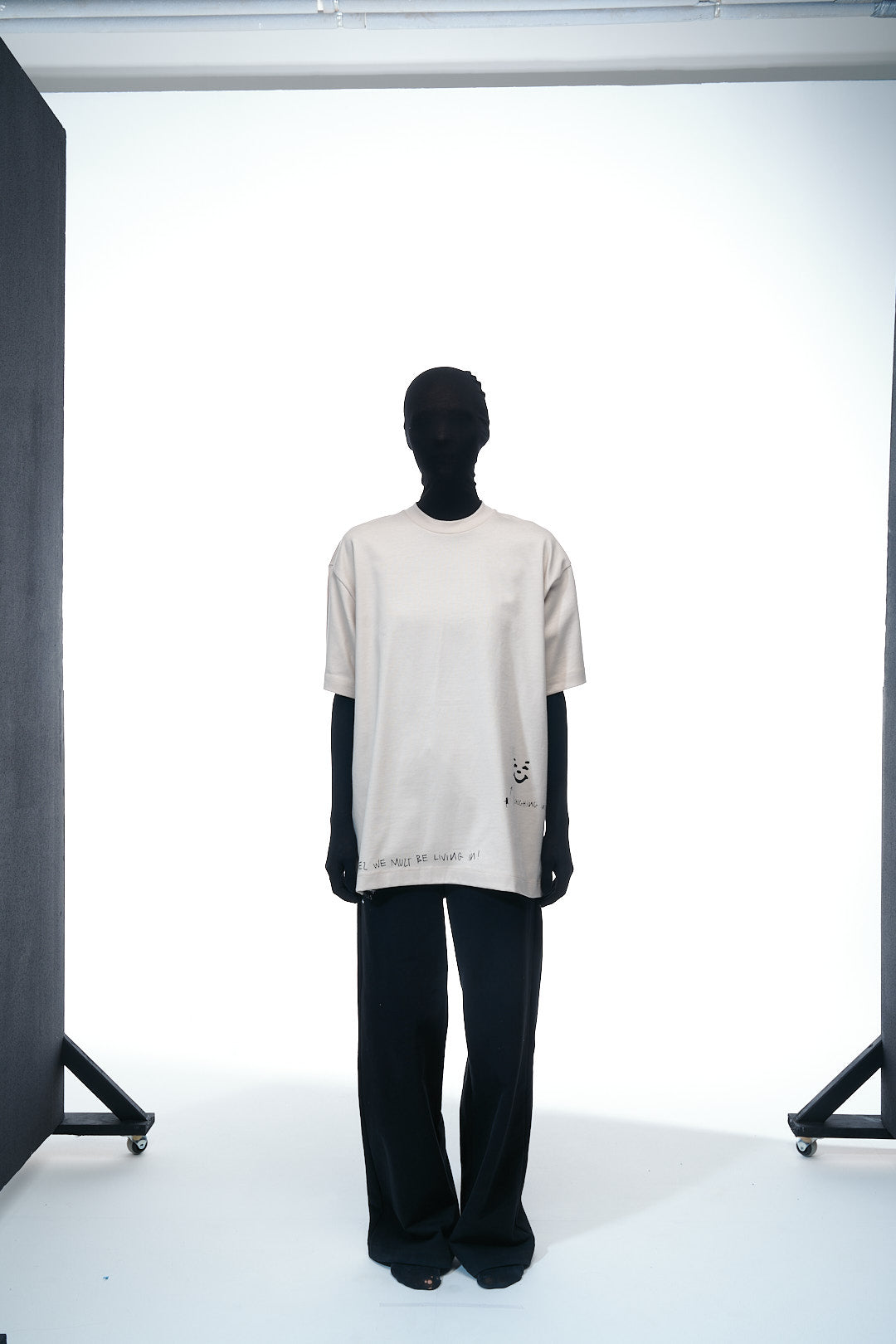 T-Shirt "Laughing Inside"