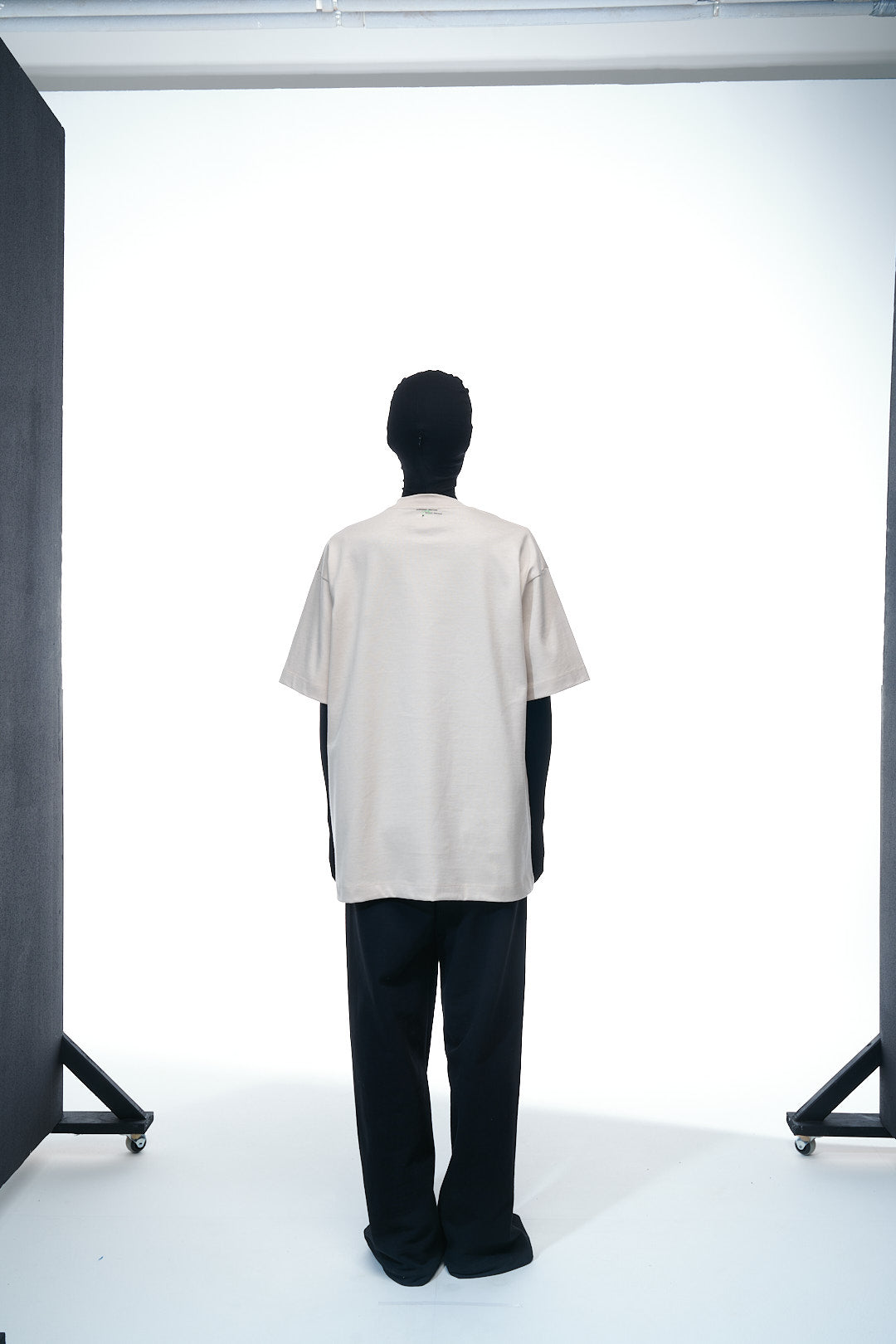 T-Shirt "Fictional Reality"