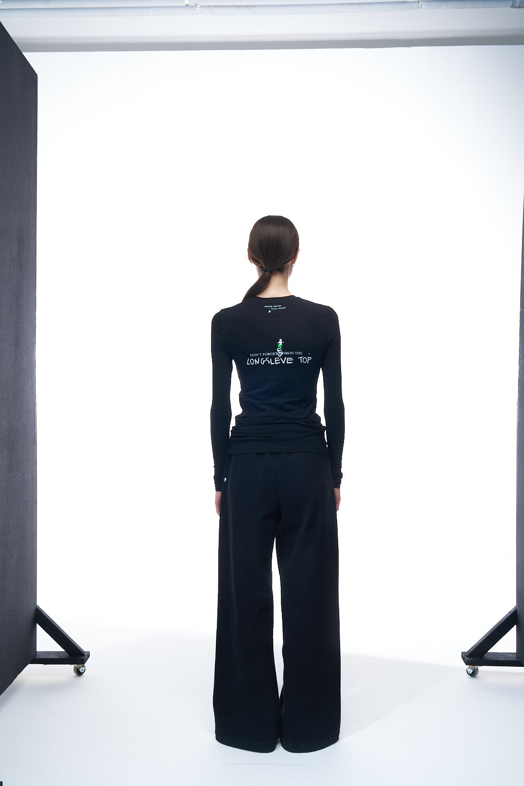 Longsleeve "Packed Dreams" in Ash Black