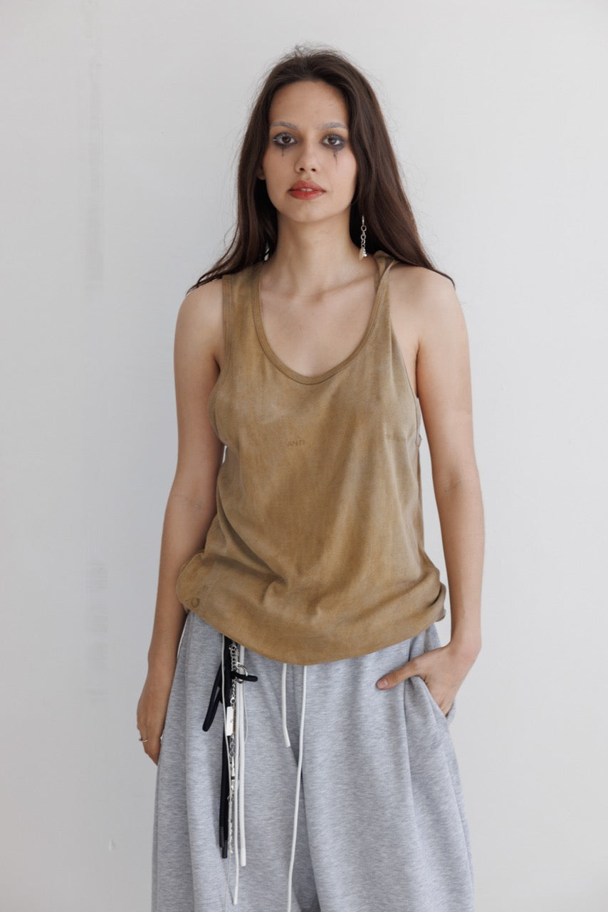 Tank Top in Dust Beige - Verlin