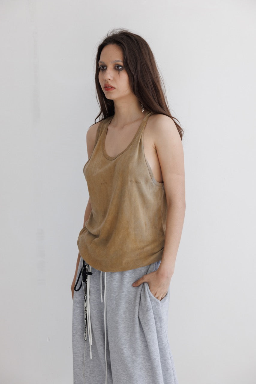Tank Top in Dust Beige - Verlin
