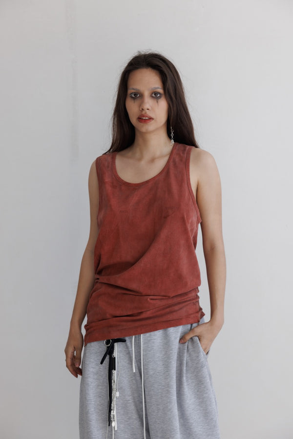 Tank Top in Oxide Red
