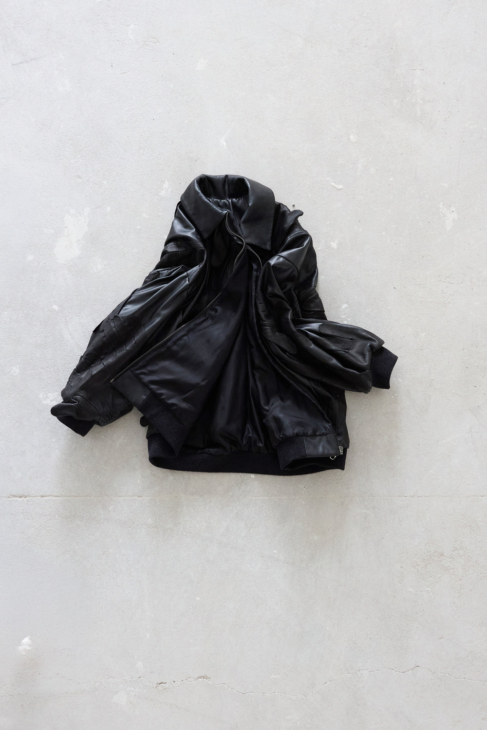 Touch Me Bomber - Verlin